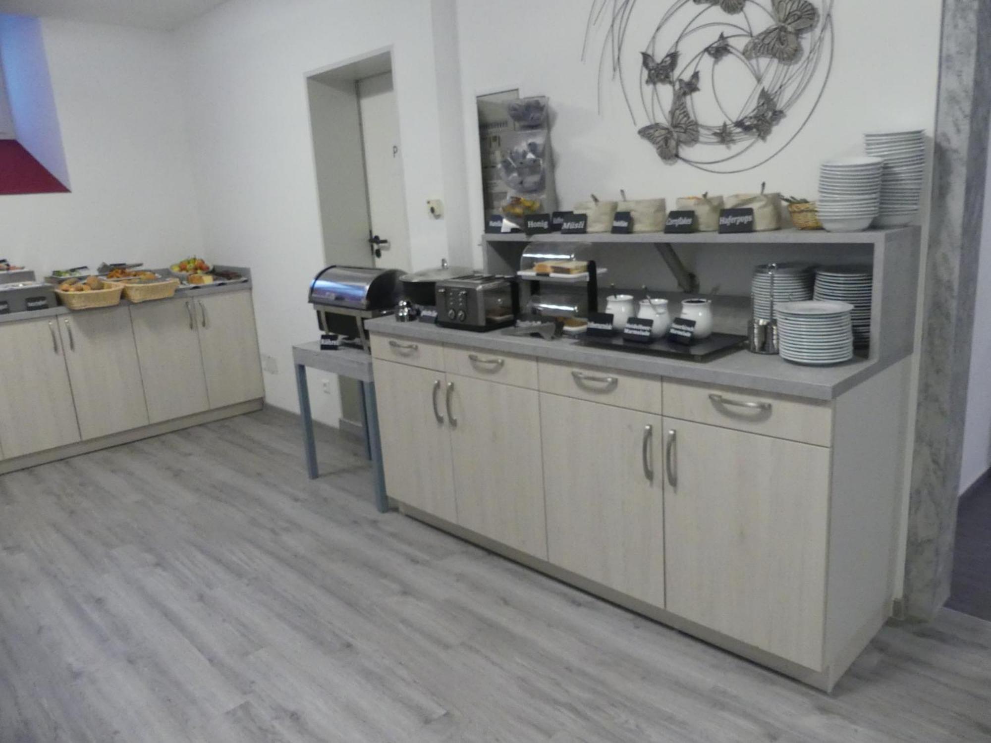 Hotel Traube Сигмаринген Екстериор снимка